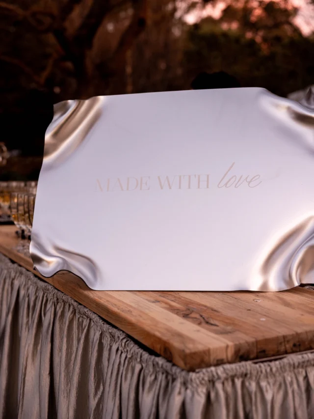A modern welcome.

Created for the launch of @stonefieldestate, with creative vision and styling by @dearleone.com.au 

Chrome acrylic, melted and shaped by hand to create its own unique, freeform silhouette. 

Venue @stonefieldestate

Styling @dearleone.com.au 
Stationery + Signage @the_bride___

Florals @wildflos @theromantics__

Photography @davidmuirphoto @katie_harmsworth

Linen / Hire @tablearteventhire @weedinghire @stonefieldestate

Beverage Can design @designstudiosamantha 

#wedding #silverwedding #weddingsignage #acrylicsign #weddingstationery